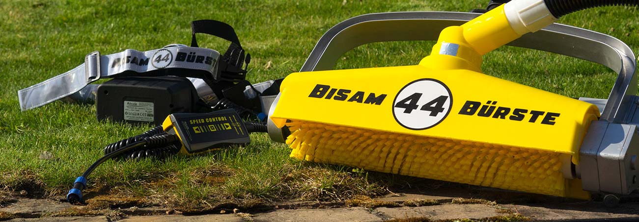 BISAM BÜRSTE 44 Rössle Technik für saubere Teiche